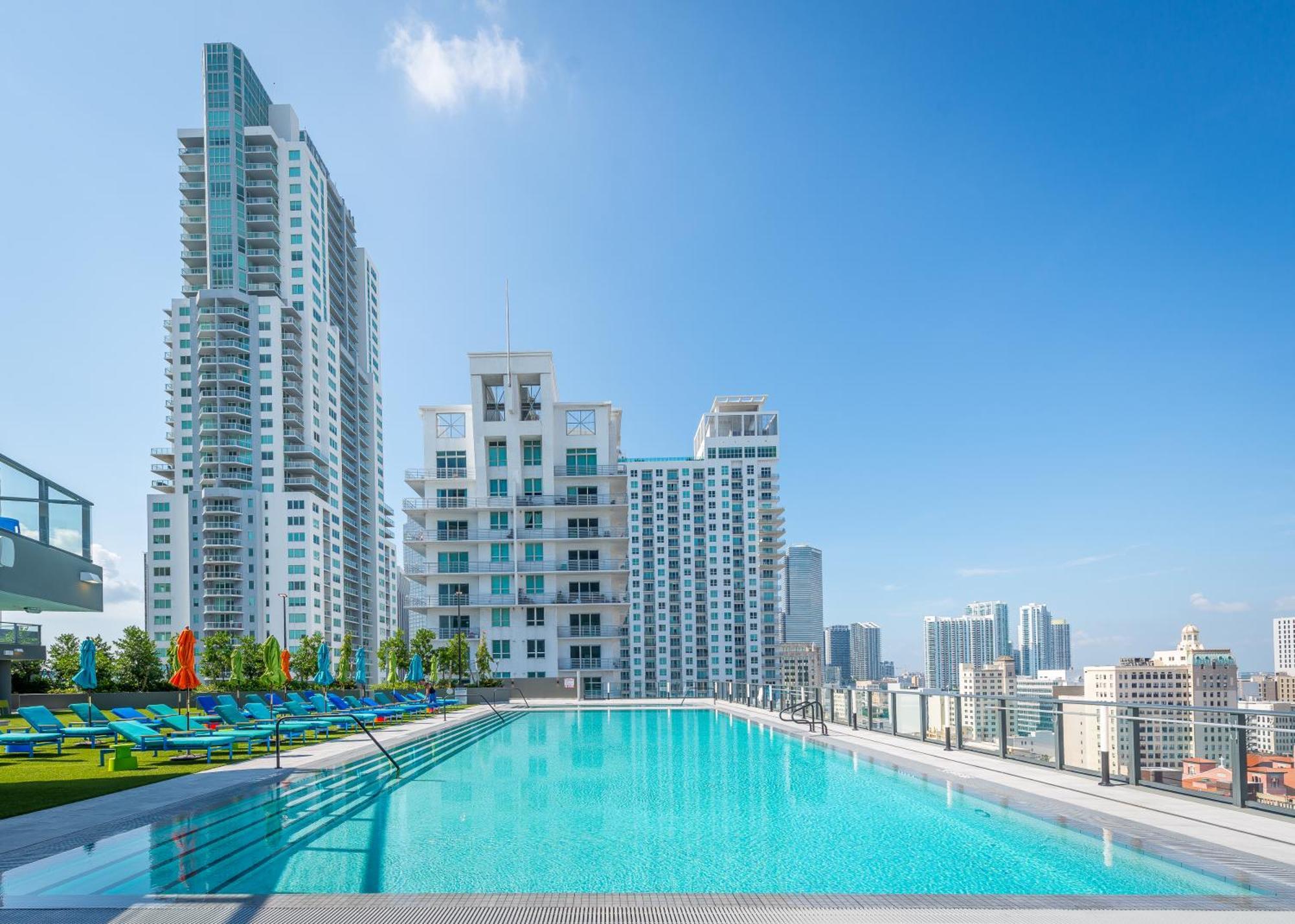 Sentral Alea Miami Aparthotel Exterior foto